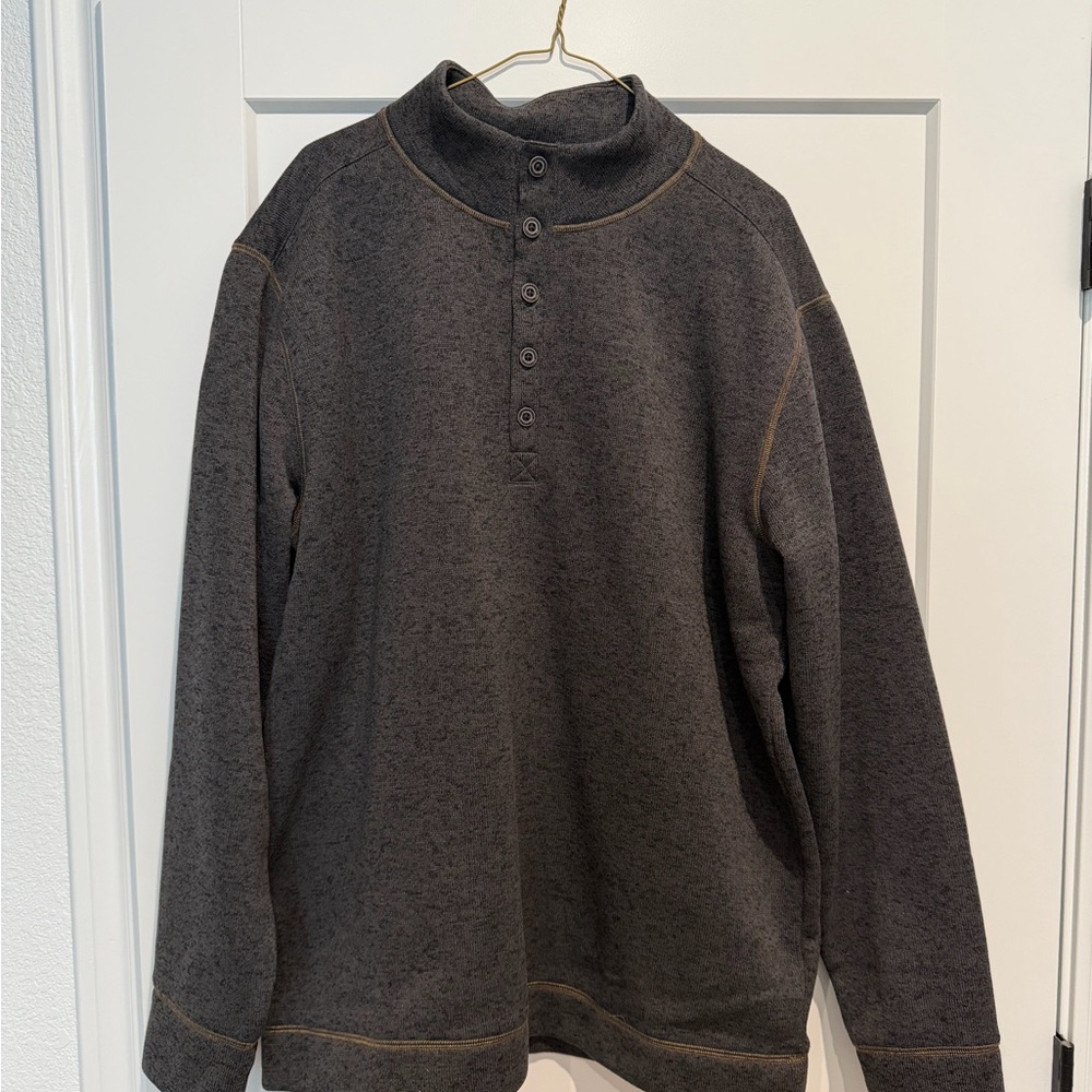 Men’s Heather Gray Sweater